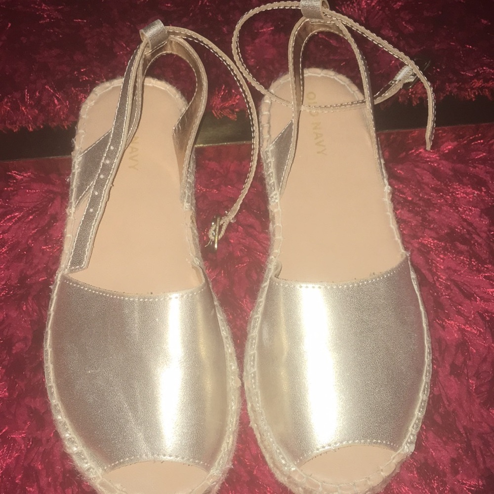 Old Navy Gold Metallic Sandals